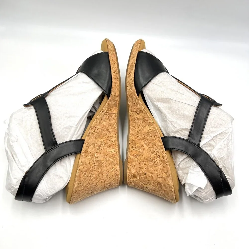 Rockport Womens Size 9.5 Blanca Black Vegan Leather T-Strap Wedges Sandals Shoes